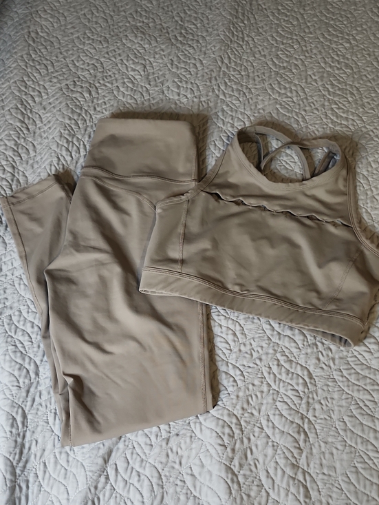 Mono B Other - Mono B Medium 2 Piece Athletic Wear Bra Pants